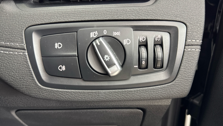 BMW X1 sDrive 20i [178] xLine 5dr Step Auto Petrol Estate